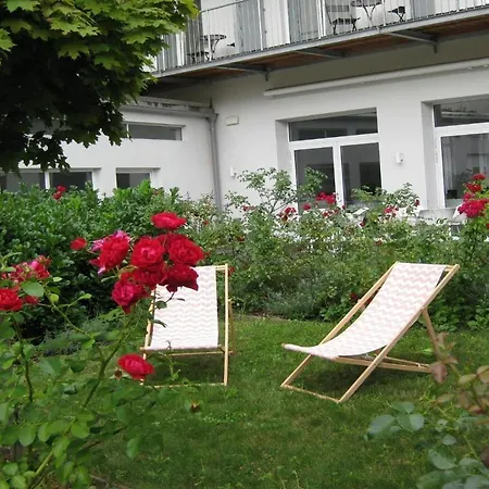 City-hotel Отель