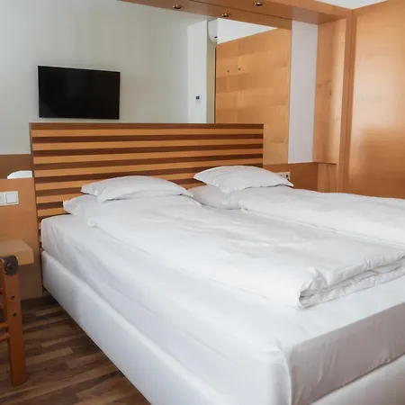 City-Hotel Hotel