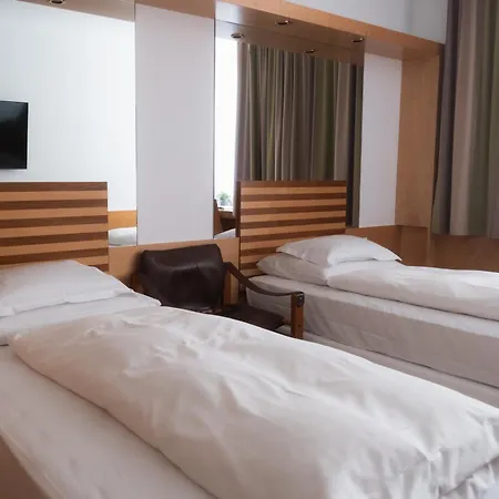 City-Hotel Hotel 4*