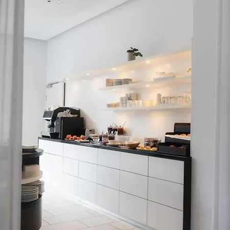 City-Hotel Hotel 4*