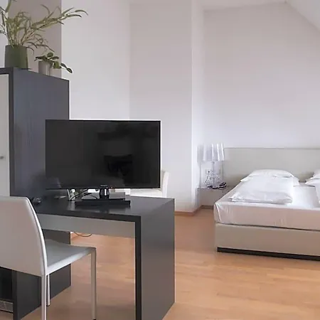City-hotel 4* Linec