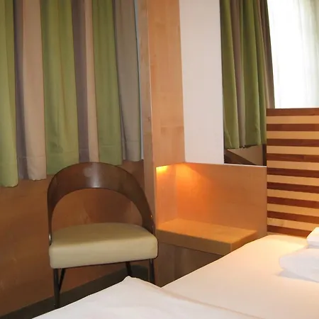 Hotel City-Hotel