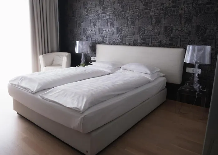 City-hotel فندق 4*