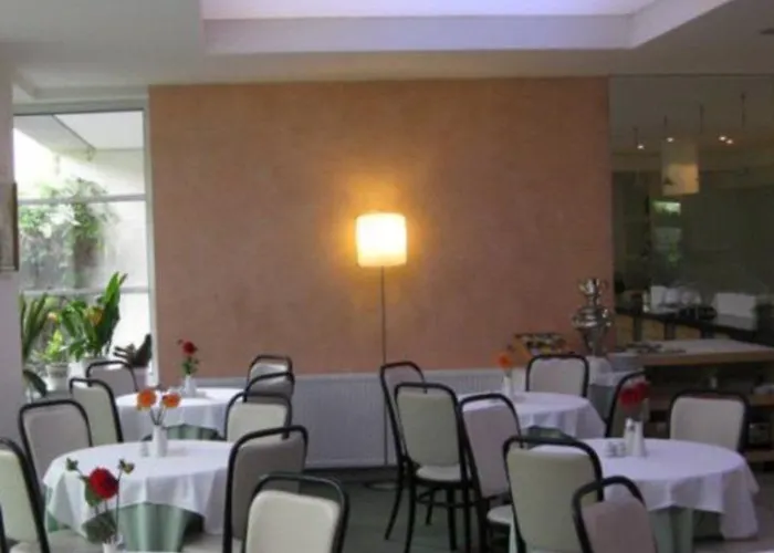 City-hotel Ξενοδοχείο Λιντς