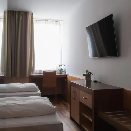 City-hotel 4* Λιντς